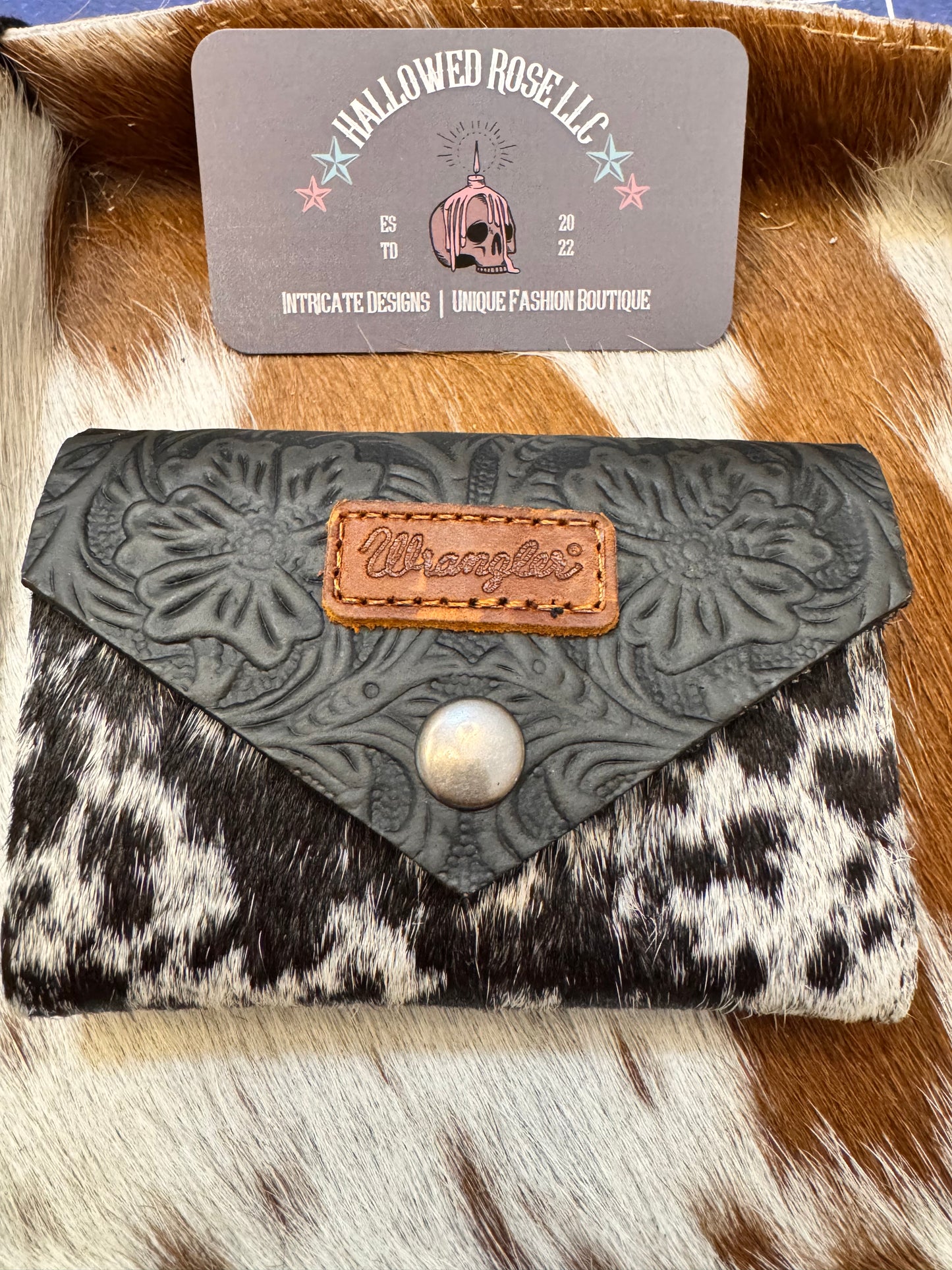 Wrangler Genuine Hair-On Cowhide Floral Tooled Card Holder