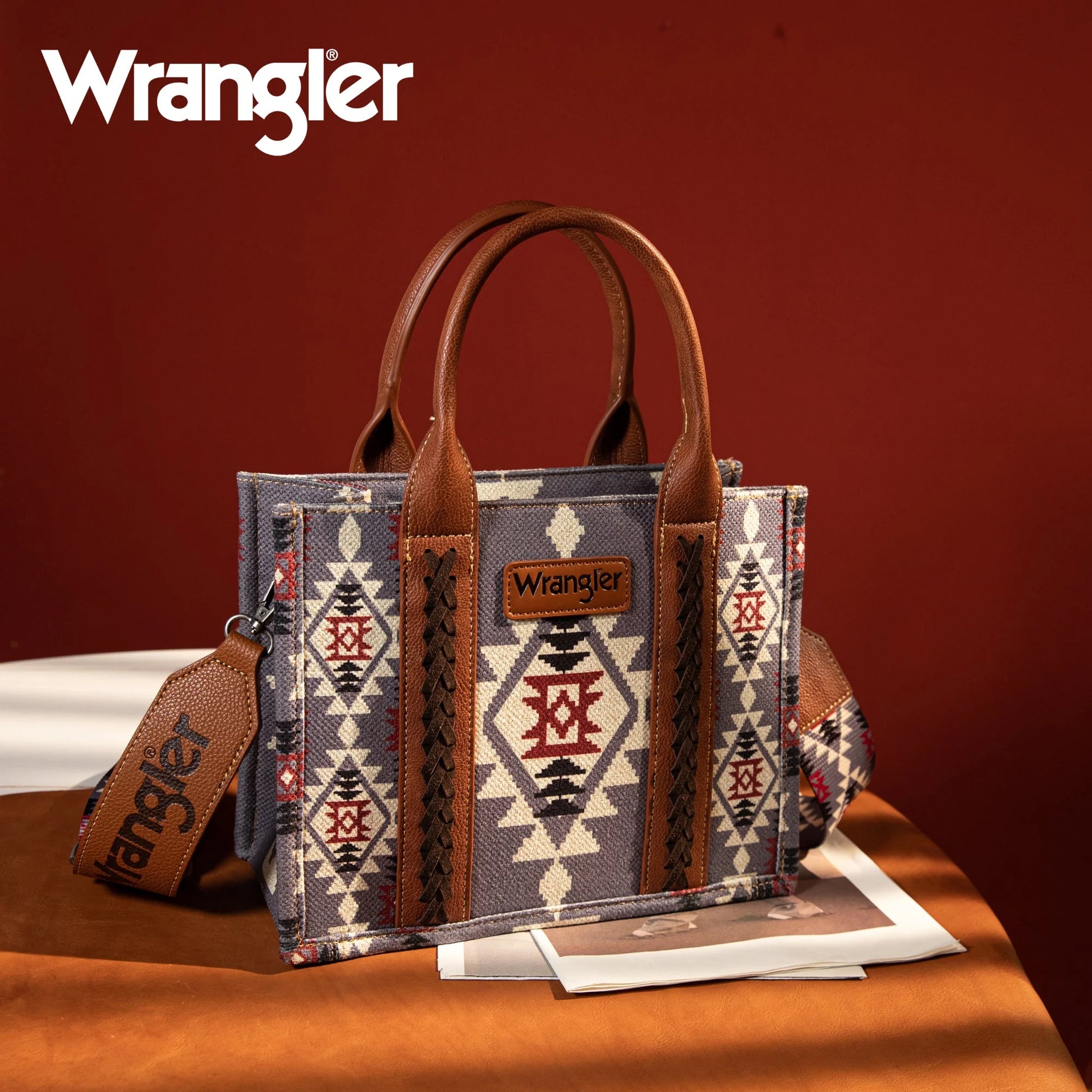 The fall wrangler tote in coffee #wranglerpurse #fallfashioninspo #tik, wrangler purse