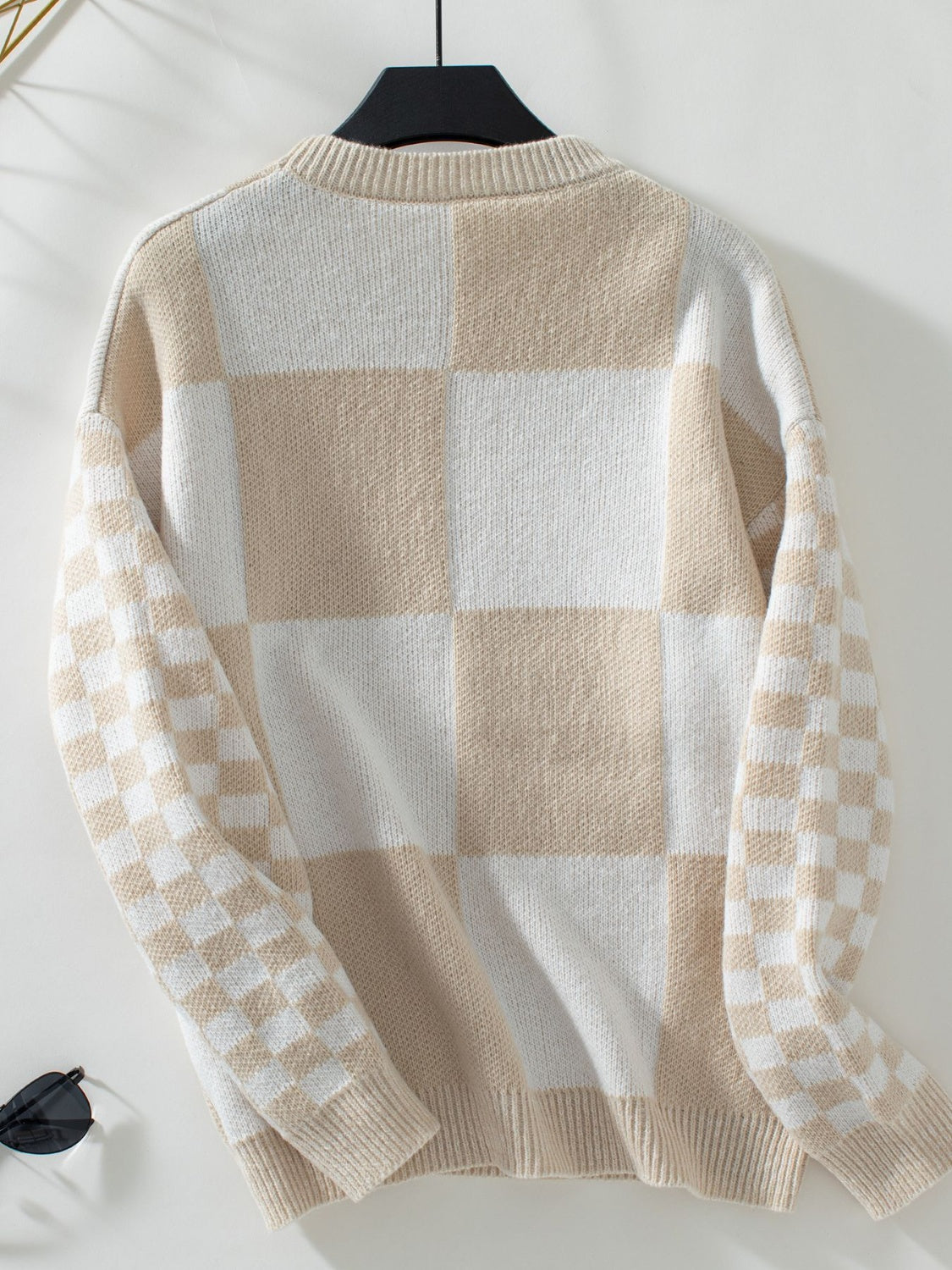 Color Block Round Neck Long Sleeve Sweater